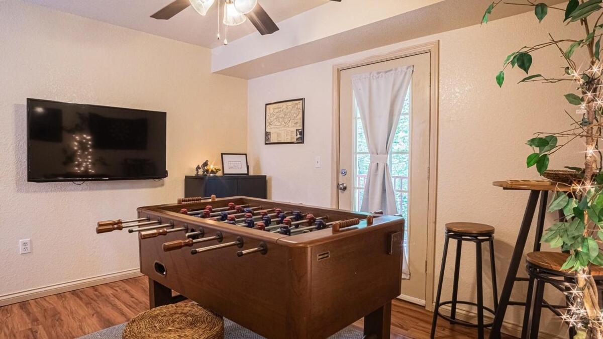 Cabin C In The Gatlinburg Art & Craft Community Екстер'єр фото
