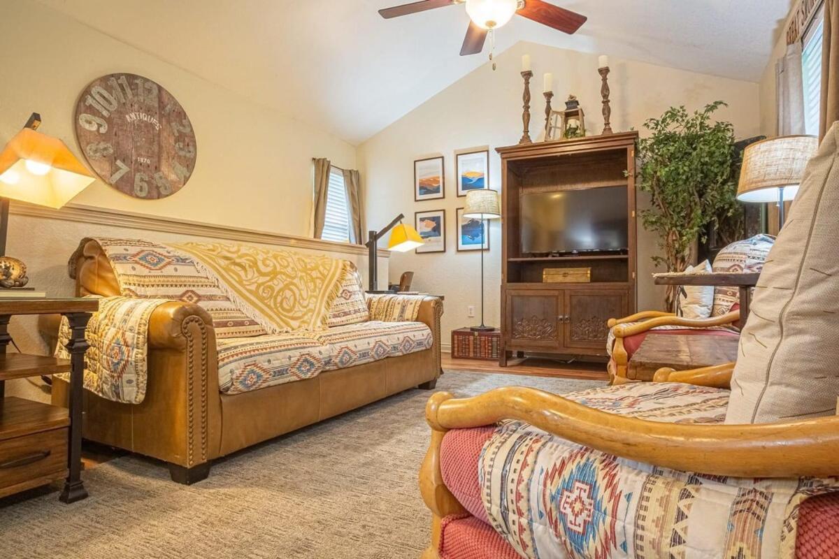 Cabin C In The Gatlinburg Art & Craft Community Екстер'єр фото