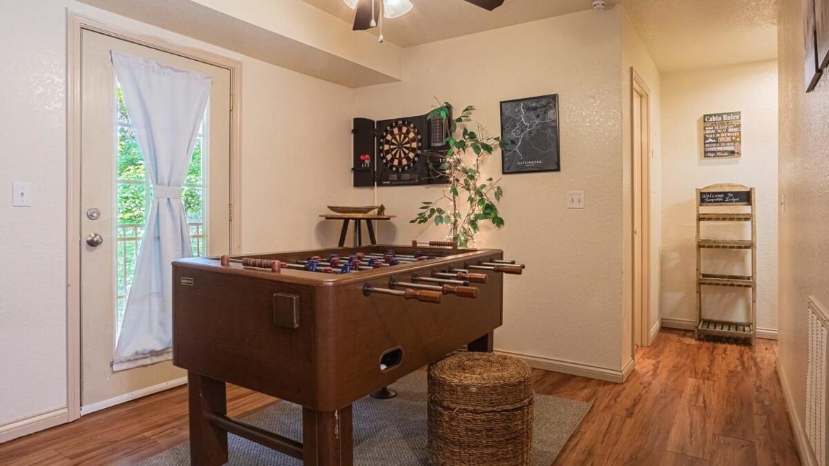 Cabin C In The Gatlinburg Art & Craft Community Екстер'єр фото